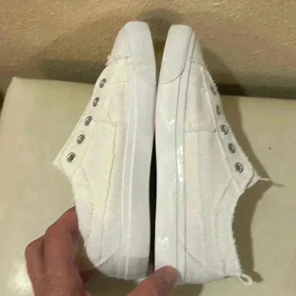 Corkys fashion sneakers. Size 6. - Picture 5 of 6